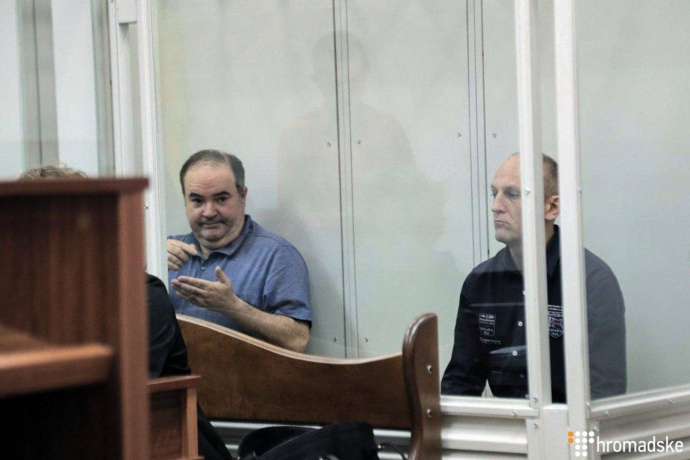 С Тараса Стельмашенко, який был подозреваемым по делу о покушение на журналиста Аркадия Бабченко, сняли обвинения в терроризма и освободили из-под стражи